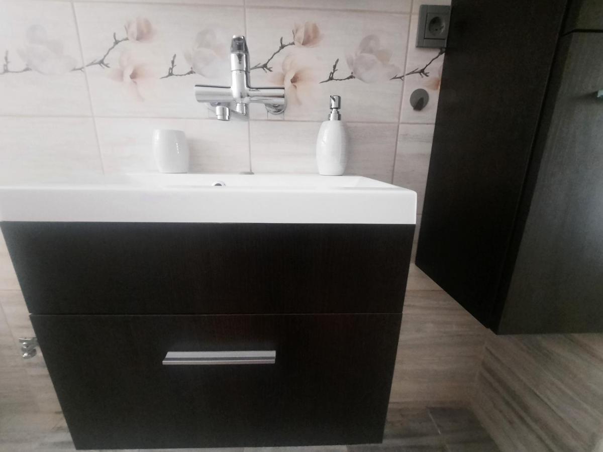 Apartman Sandra Valtice Dış mekan fotoğraf